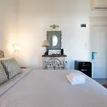 Tas Hotel